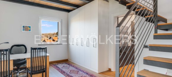 5 bedrooms Villa in Cassano Magnago, Italy No. 132159 22