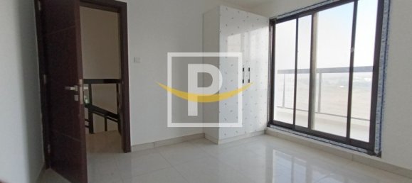 Dúplex de 3 dormitorios en Al Furjan, UAE No. 8505 5