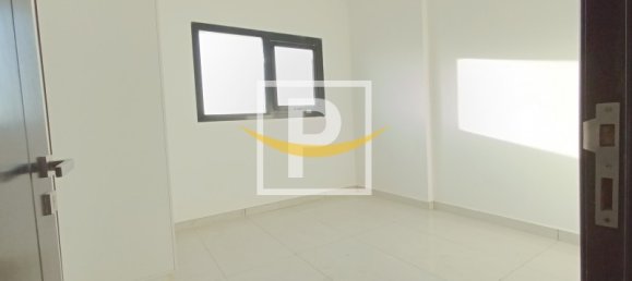 Dúplex de 3 dormitorios en Al Furjan, UAE No. 8505 11