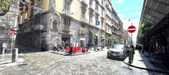 2 rooms Apartment in Naples, Italy No. 26533 19