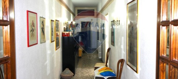 4 Schlafzimmer Haus in Paternò, Italy, Nr. 175986 9