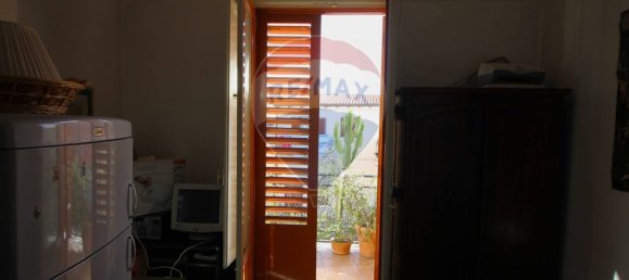 4 Schlafzimmer Haus in Paternò, Italy, Nr. 175986 50