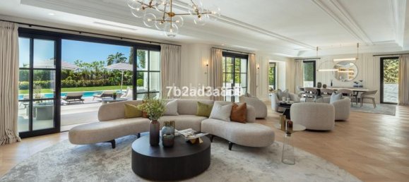6 bedrooms Villa in Marbella, Spain No. 92130 5