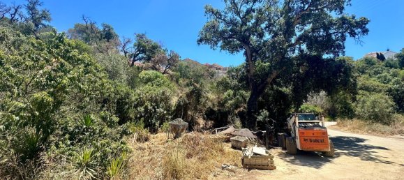  Land in Marbella, Spain No. 149141 3