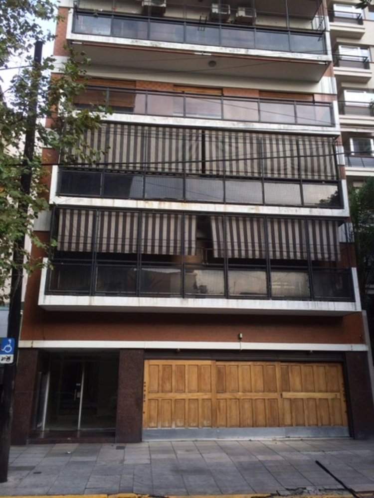 3 bedrooms Apartment in Lanus, Argentina No. 57671