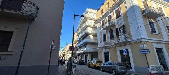 3 rooms Apartment in Pescara, Italy No. 191800 34
