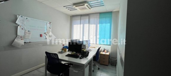 5-salle Entrepôt à Cormano, Italy No. 87480 15