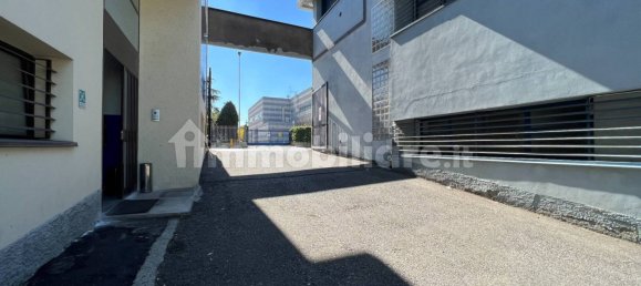 5-salle Entrepôt à Cormano, Italy No. 87480 21