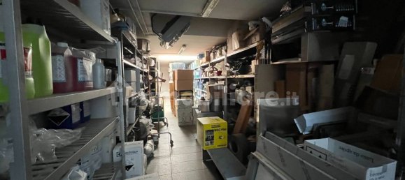 5-salle Entrepôt à Cormano, Italy No. 87480 12