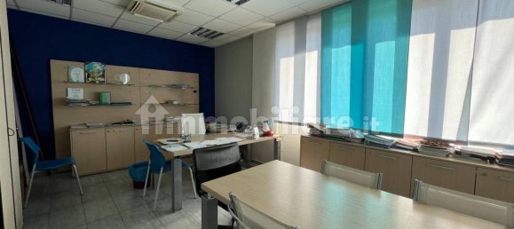 5-salle Entrepôt à Cormano, Italy No. 87480 19