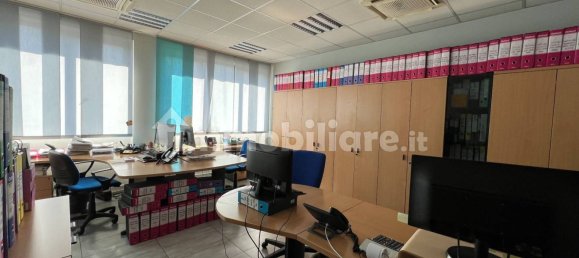 5-salle Entrepôt à Cormano, Italy No. 87480 16