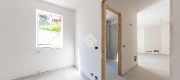 4 rooms Villa in Rome, Italy No. 18062 25