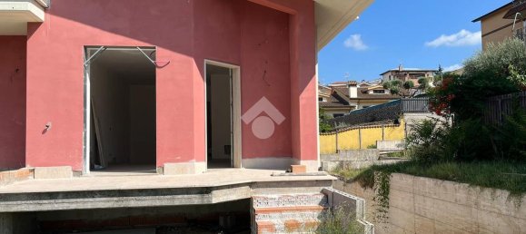 Villa de 4 divisões em Rome, Italy N.º 18062 30