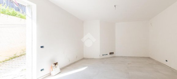 4 rooms Villa in Rome, Italy No. 18062 15