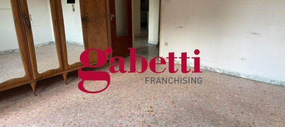 4 bedrooms Apartment in Caserta, Italy No. 285825 25