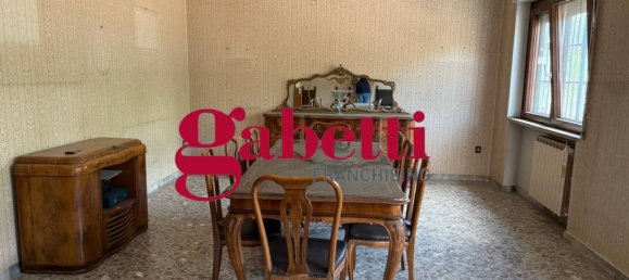 4 bedrooms Apartment in Caserta, Italy No. 285825 16