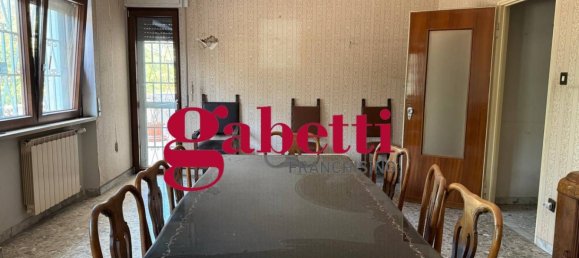 4 bedrooms Apartment in Caserta, Italy No. 285825 11
