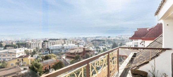 3 rooms Apartment in Ciampino, Italy No. 18939 21