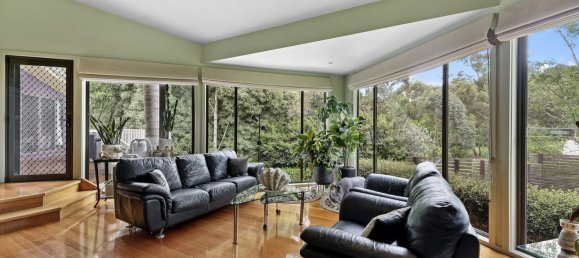 4 bedrooms House in Warragul, Australia No. 946 9