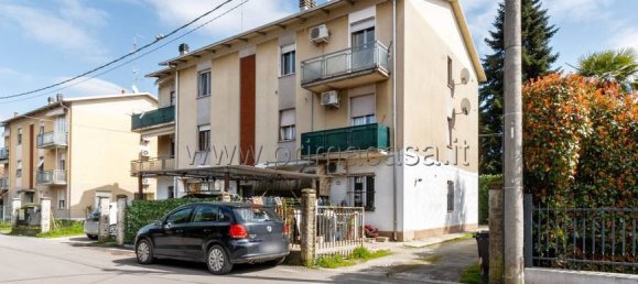 3 bedrooms Apartment in Correggio, Italy No. 98522 18