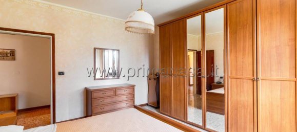 3 bedrooms Apartment in Correggio, Italy No. 98522 12