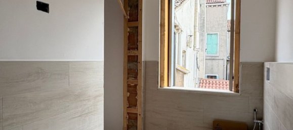 3 rooms Apartment in Chioggia, Italy No. 58178 3