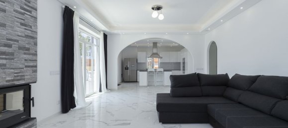 4 bedrooms House in Portimao, Portugal No. 186929 5