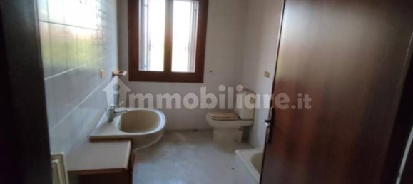 1000m² Building in Barbarano Mossano, Italy No. 72325 14