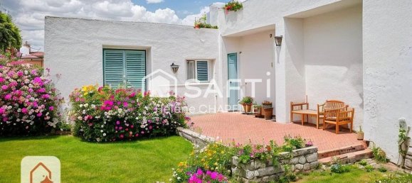 3 bedrooms House in Chambly, France No. 69266 2