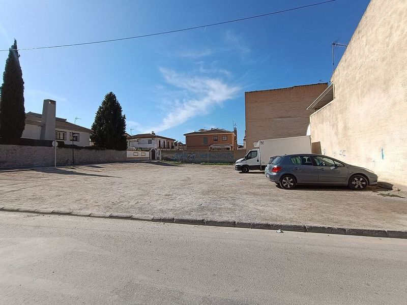 562m² Land in Granada, Spain No. 225524
