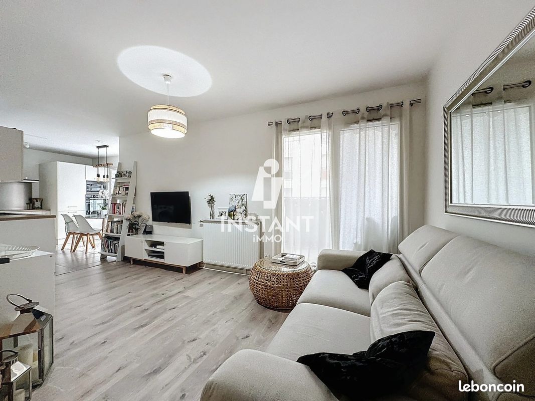 Duplex T2 em Alfortville, France N.º 170415