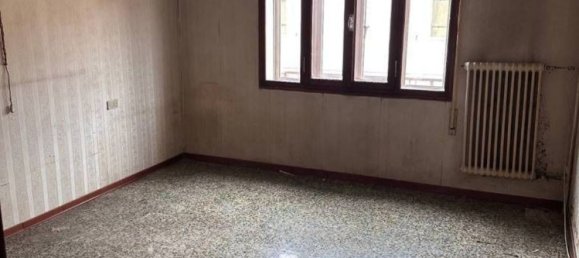 Casa de 7 habitaciónes en Adria, Italy No. 271248 9