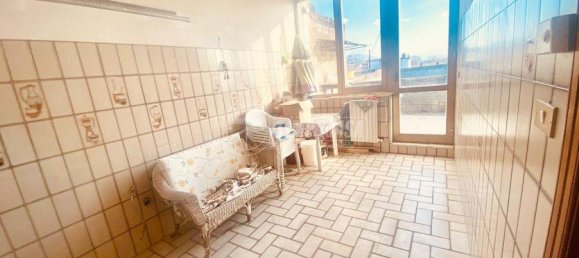 Apartamento de 8 habitaciónes en Camposano, Italy No. 5640 15