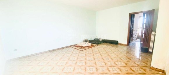 Apartamento de 8 habitaciónes en Camposano, Italy No. 5640 18