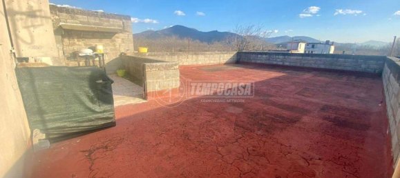 Apartamento de 8 habitaciónes en Camposano, Italy No. 5640 14