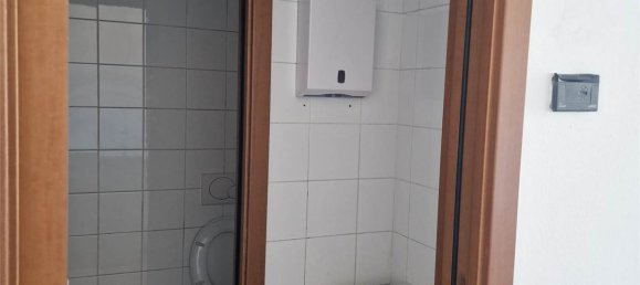 1-salle Entrepôt à Albese con Cassano, Italy No. 354869 8