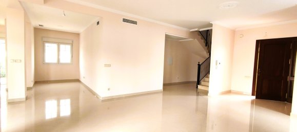 4 bedrooms Villa in Cabo Roig, Spain No. 4828 19