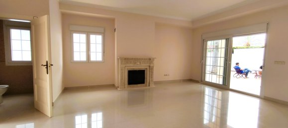 4 bedrooms Villa in Cabo Roig, Spain No. 4828 27