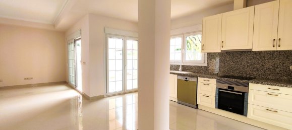 4 bedrooms Villa in Cabo Roig, Spain No. 4828 5