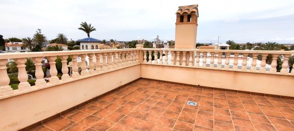 4 bedrooms Villa in Cabo Roig, Spain No. 4828 9