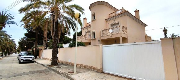 4 bedrooms Villa in Cabo Roig, Spain No. 4828 11