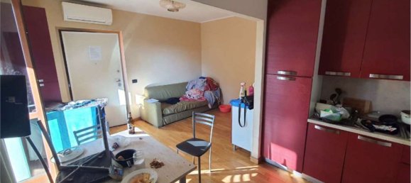3 rooms Apartment in Ponte San Pietro, Italy No. 62585 9