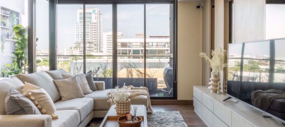 3 bedrooms Duplex in Phra Khanong, Thailand No. 4733 2