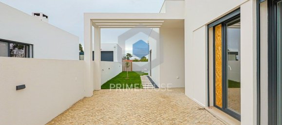 4 bedrooms House in Setubal, Portugal No. 102912 15