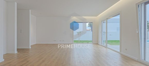 4 bedrooms House in Setubal, Portugal No. 102912 30