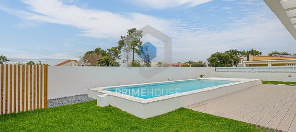 4 bedrooms House in Setubal, Portugal No. 102912 4