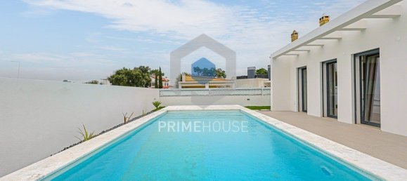 4 bedrooms House in Setubal, Portugal No. 102912 5