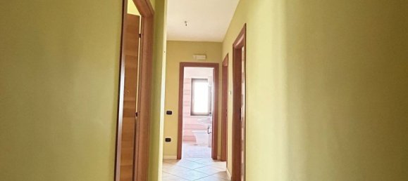 4 rooms Apartment in San Nicola la Strada, Italy No. 130474 26