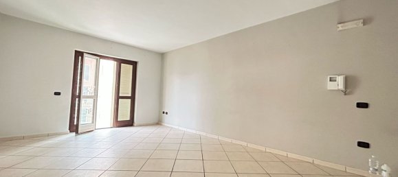 4 rooms Apartment in San Nicola la Strada, Italy No. 130474 16