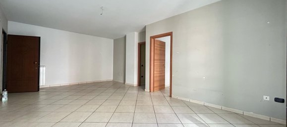 4 rooms Apartment in San Nicola la Strada, Italy No. 130474 4
